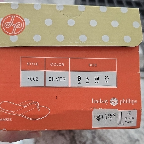 Lindsay Philips Cream and Black Sandals Comfortable Summer Footwear - Picture 2 of 4